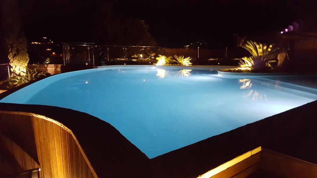 Aparthotel Les Lauriers Roses Le Le Rayol-Canadel-sur-Mer Exterior foto