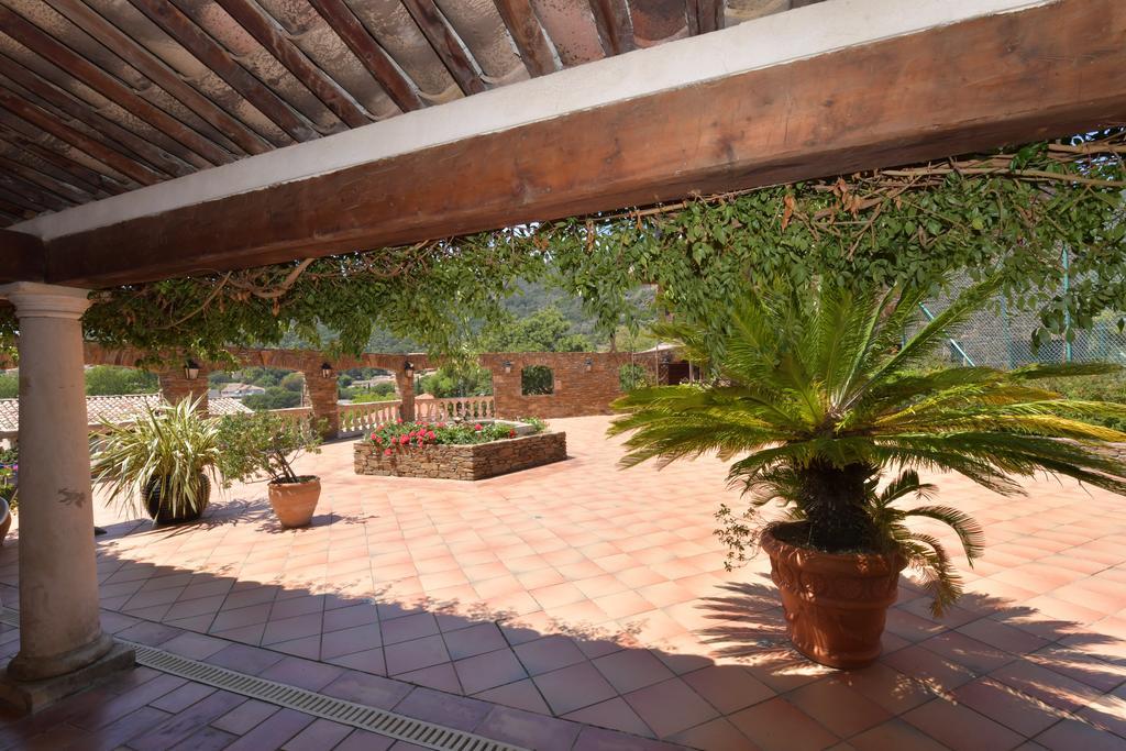 Aparthotel Les Lauriers Roses Le Le Rayol-Canadel-sur-Mer Exterior foto