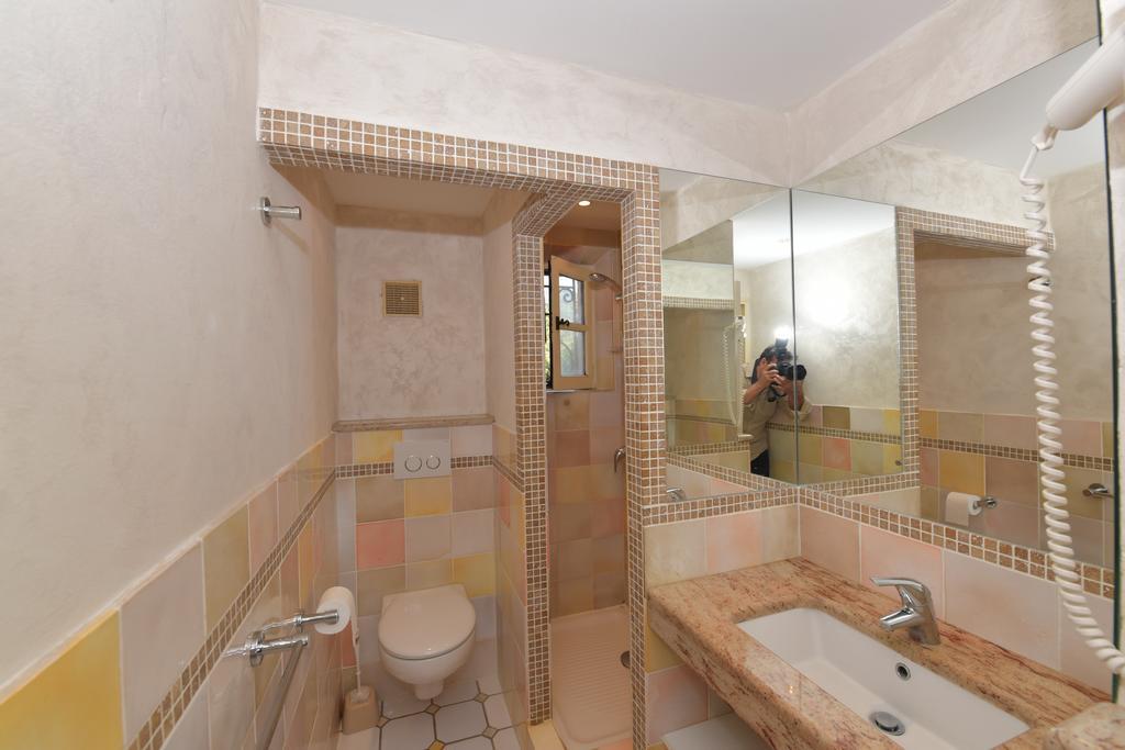 Aparthotel Les Lauriers Roses Le Le Rayol-Canadel-sur-Mer Exterior foto