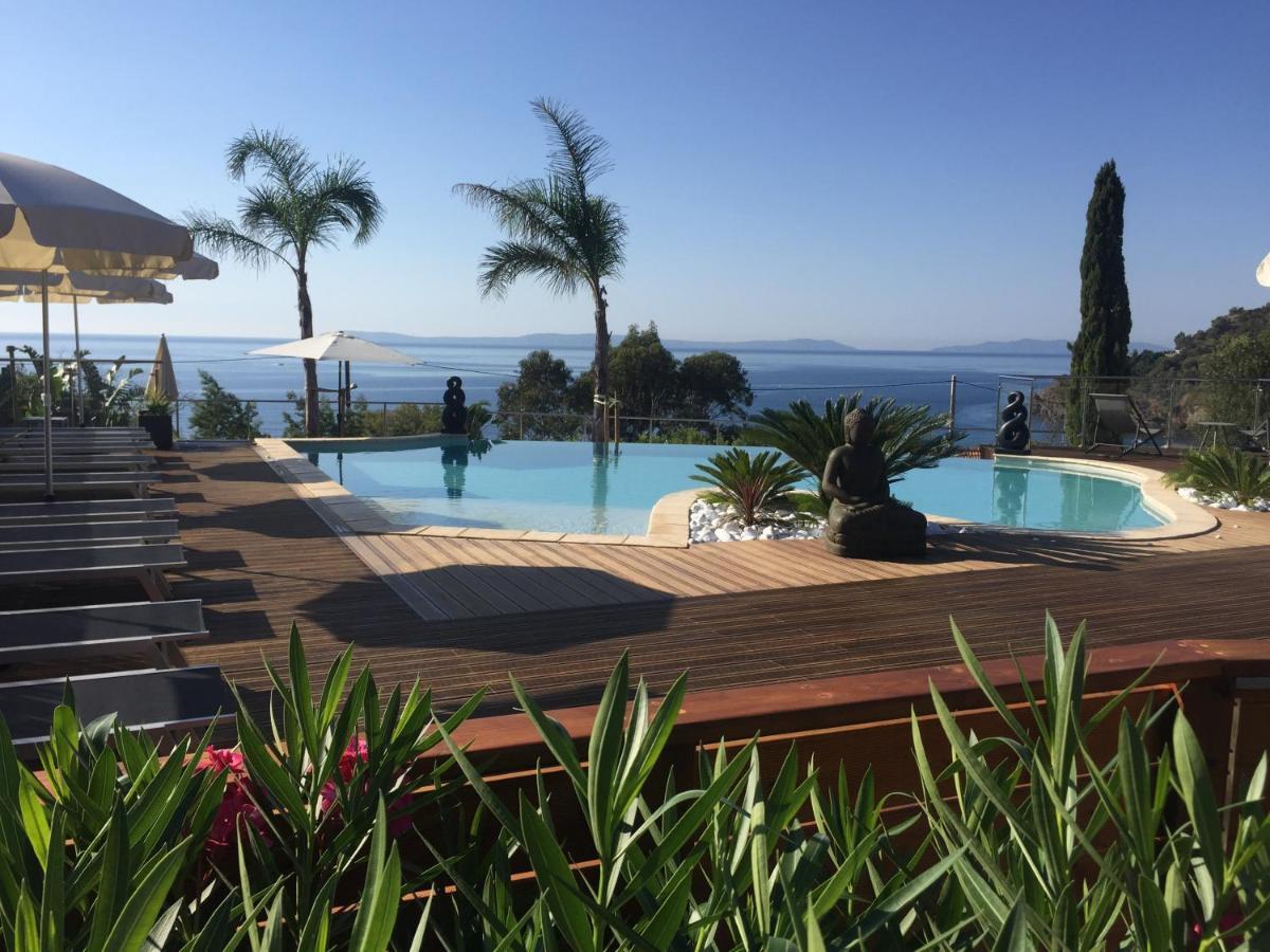 Aparthotel Les Lauriers Roses Le Le Rayol-Canadel-sur-Mer Exterior foto
